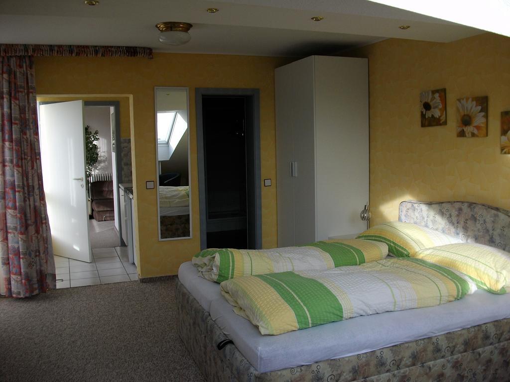 Hotel Haus Delphin à Bad Wildungen Extérieur photo
