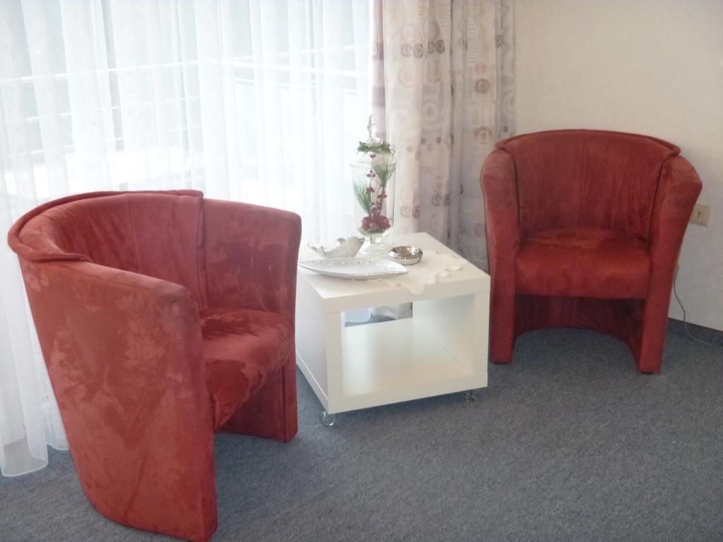 Hotel Haus Delphin à Bad Wildungen Extérieur photo